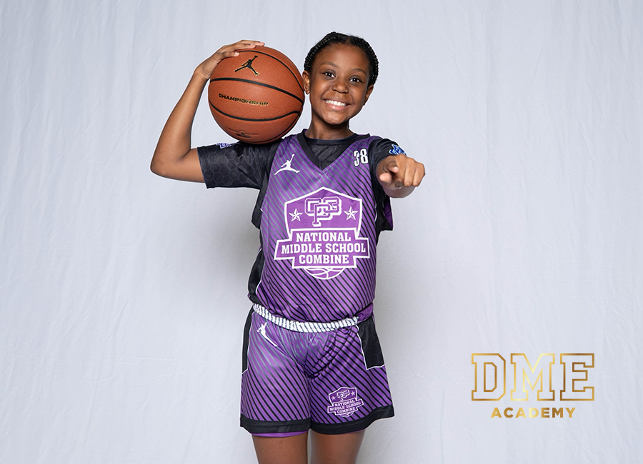 Londyn Boone poses with ball