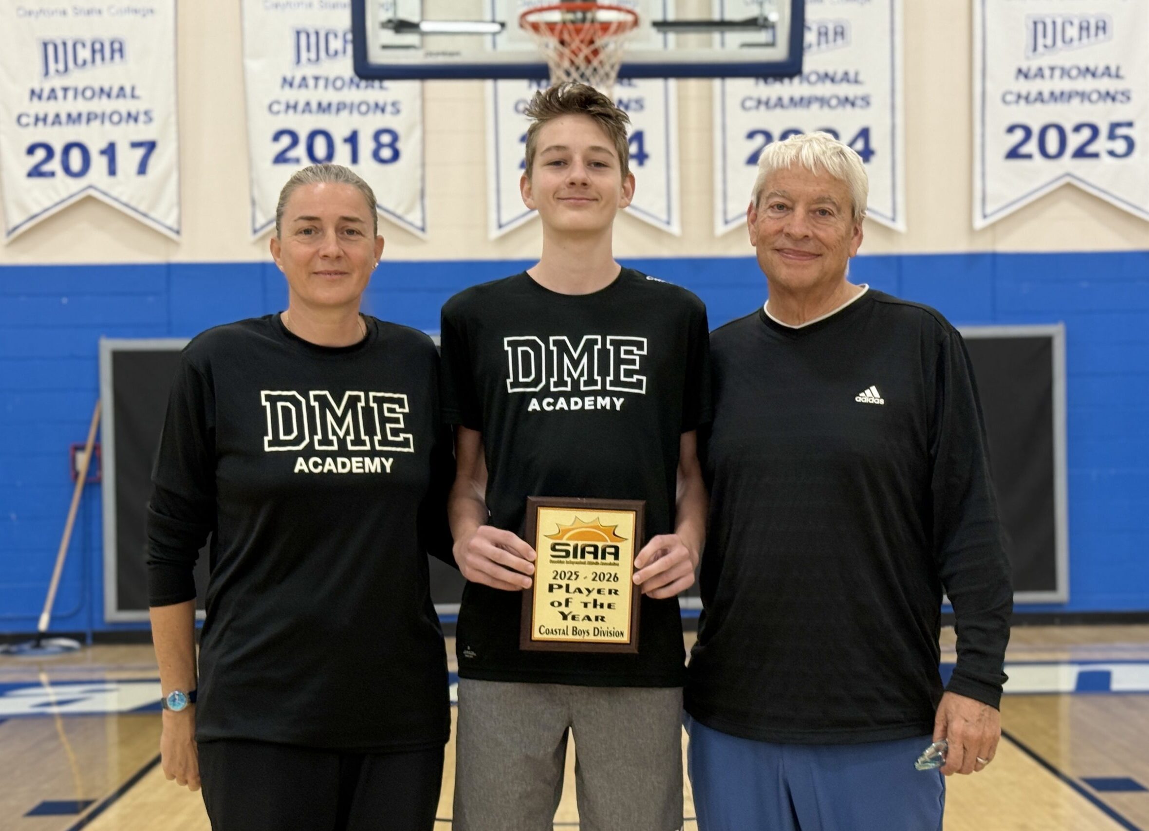 Bendeguz accepts his 2025-26 Sunshine Independent Athletic Association Player of the Year for the Coastal Division